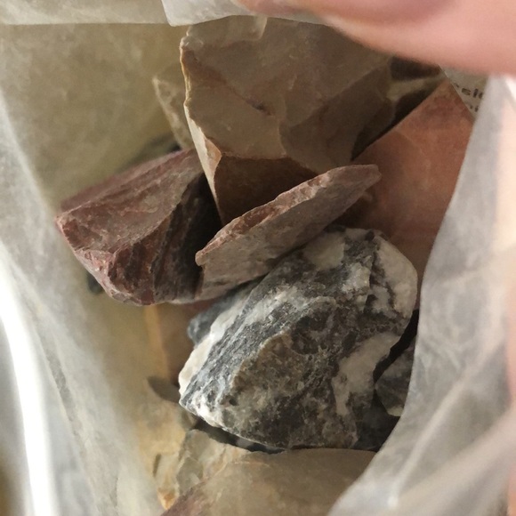 National Geographic Jasper Mix - 641 $12 or $9 w/offer if sent to me only - Picture 6 of 6